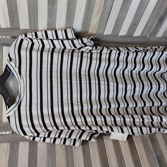 Trendy Striped Casual Tee | Daily Thread | 3x - Picture 9 of 10